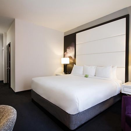 TRYP by Wyndham Savannah Exteriör bild
