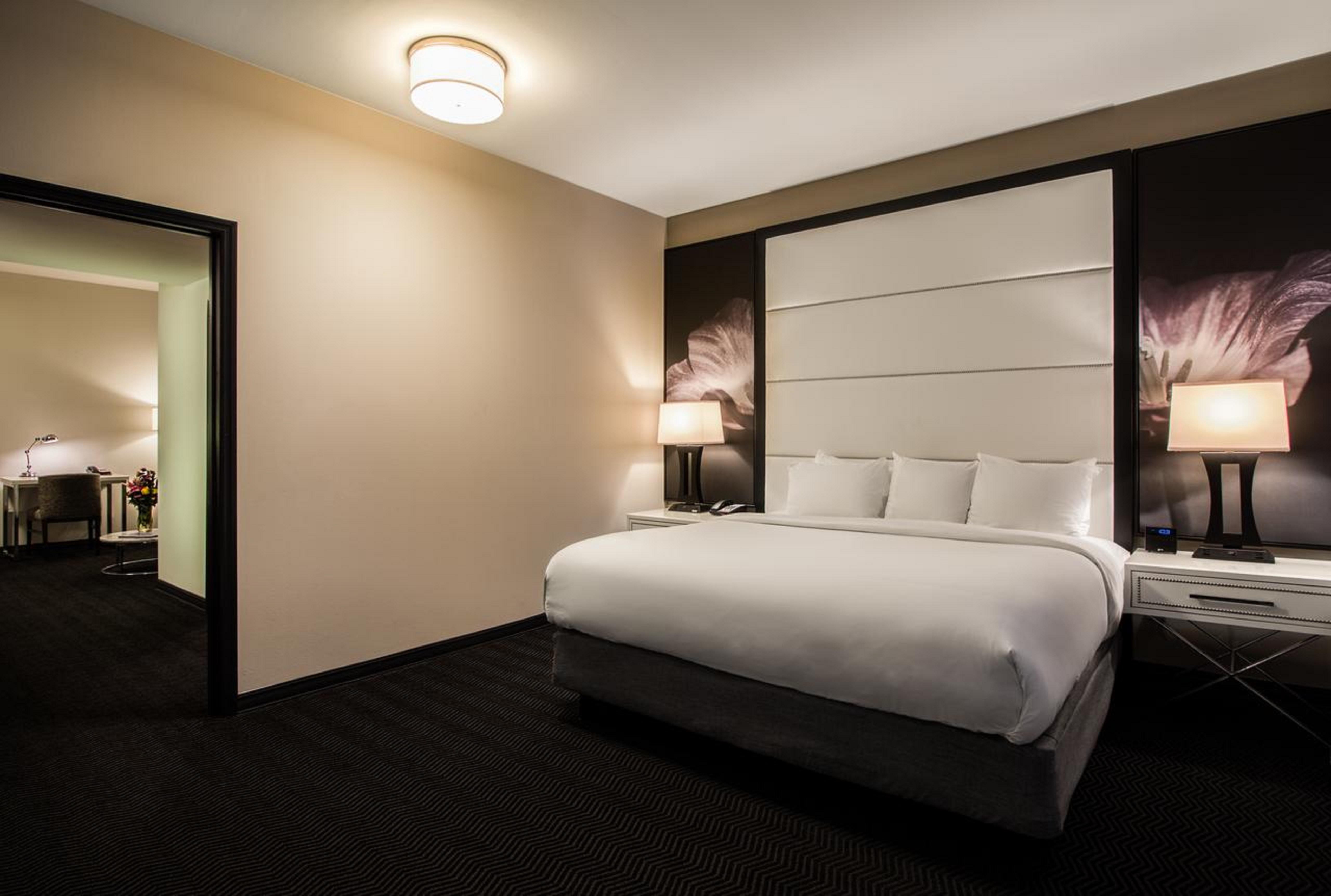 TRYP by Wyndham Savannah Exteriör bild