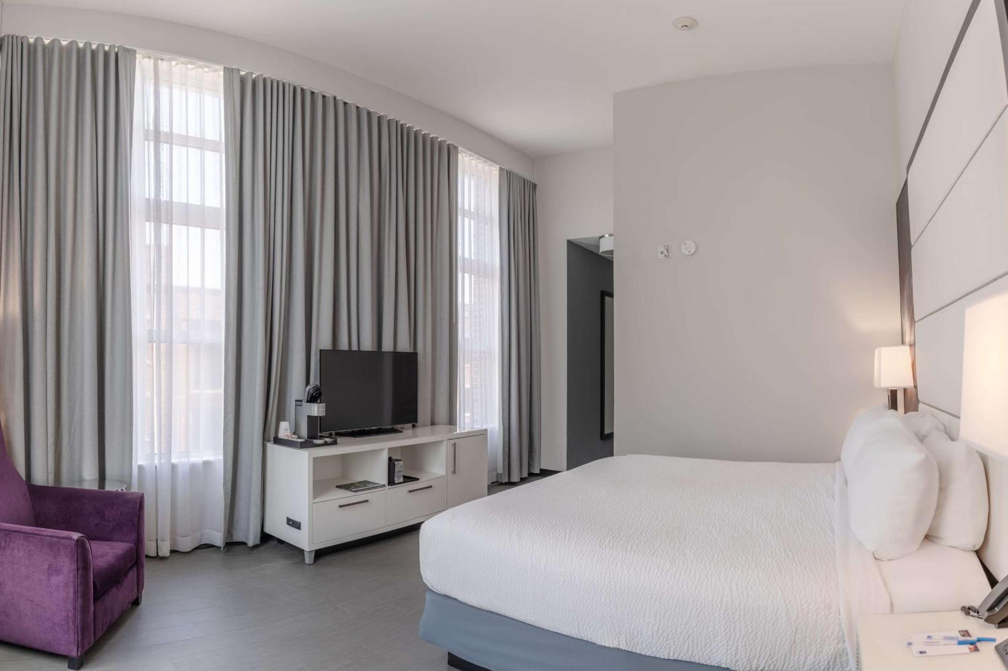 TRYP by Wyndham Savannah Exteriör bild