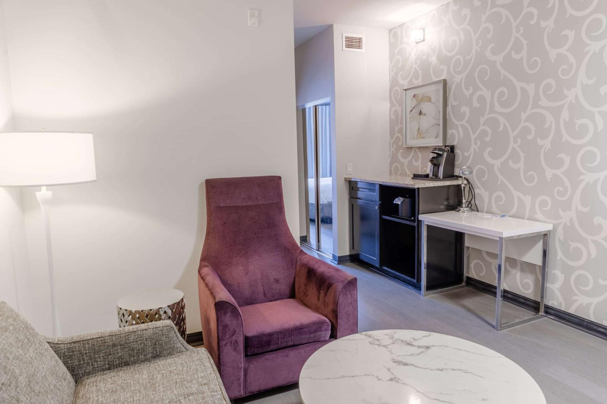 TRYP by Wyndham Savannah Exteriör bild
