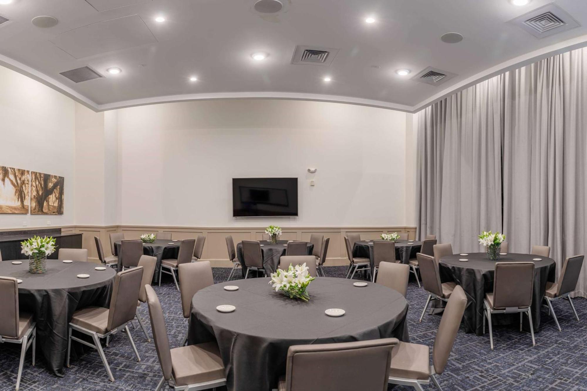 TRYP by Wyndham Savannah Exteriör bild