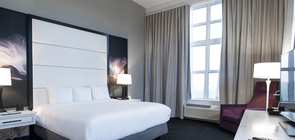 TRYP by Wyndham Savannah Exteriör bild